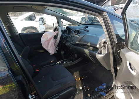 2013 Honda Fit Sport из США, поврежденный, VIN JHMGE8H54DC020575